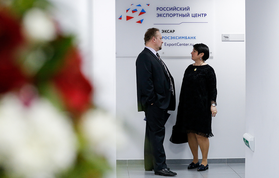 Минфин предлагает разрешить подачу сведений по&nbsp;валютным операциям через &laquo;Одно окно&raquo;