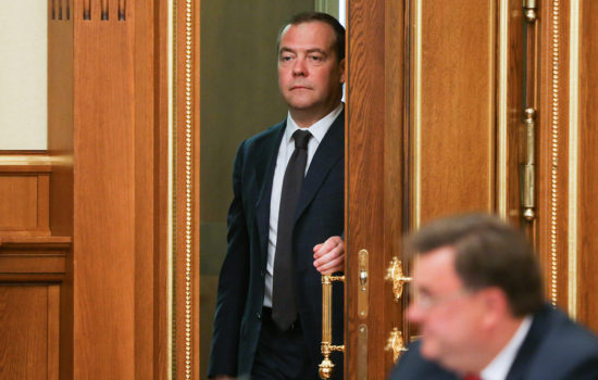 Дмитрий Медведев призвал усилить работу над сертификацией экспортных товаров
