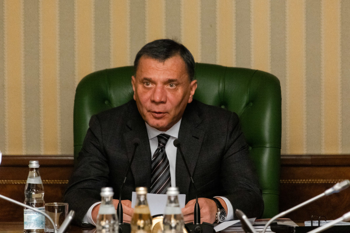 Борисов поручил усилить ограничения при&nbsp;госзакупках иностранных товаров