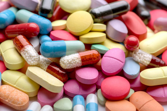 Принят закон о регулировании цен на лекарства