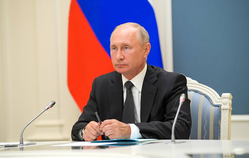 Путин: &laquo;Год от&nbsp;года доля гражданской продукции в&nbsp;общем объеме производства ОПК растет&raquo;